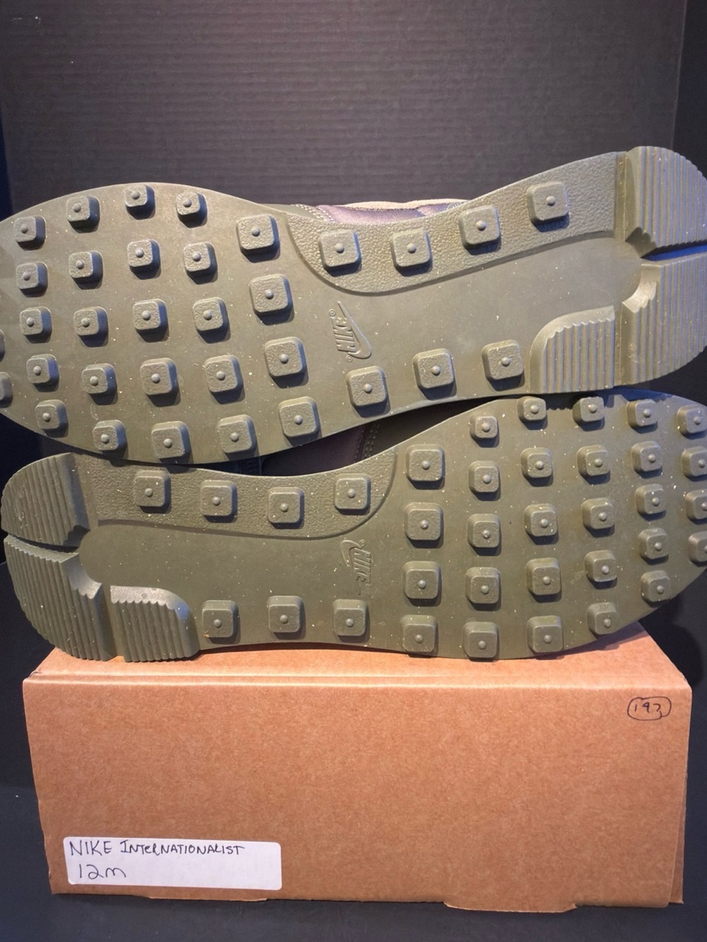 Men’s Nike Internationalist Olive Green Men's Sneakers - Casual Comfort 12M - Picture 5 of 5